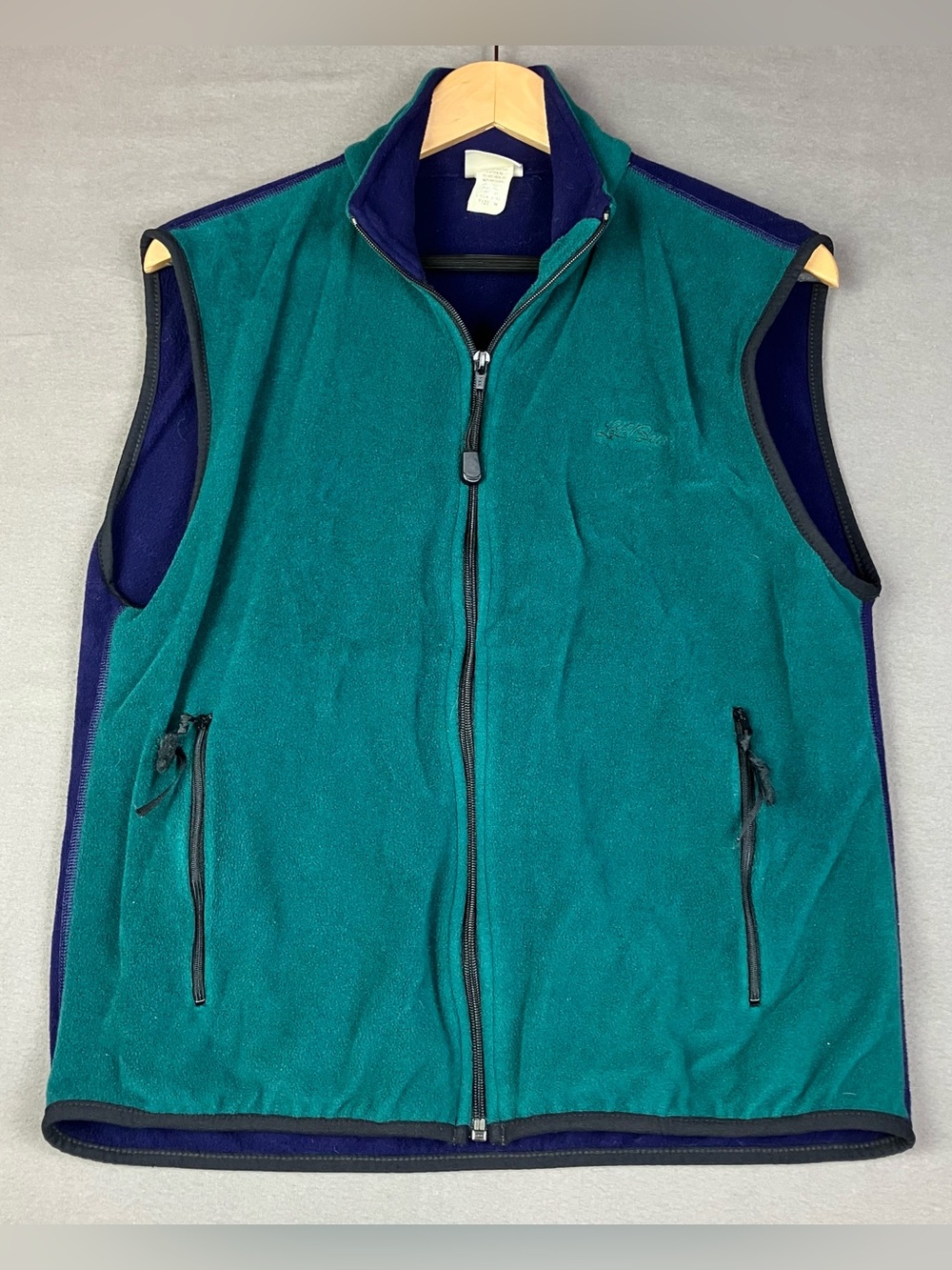 Vintage L.L. Bean Fleece Vest Full Zip Green Purple Script Logo Size M Unisex. I